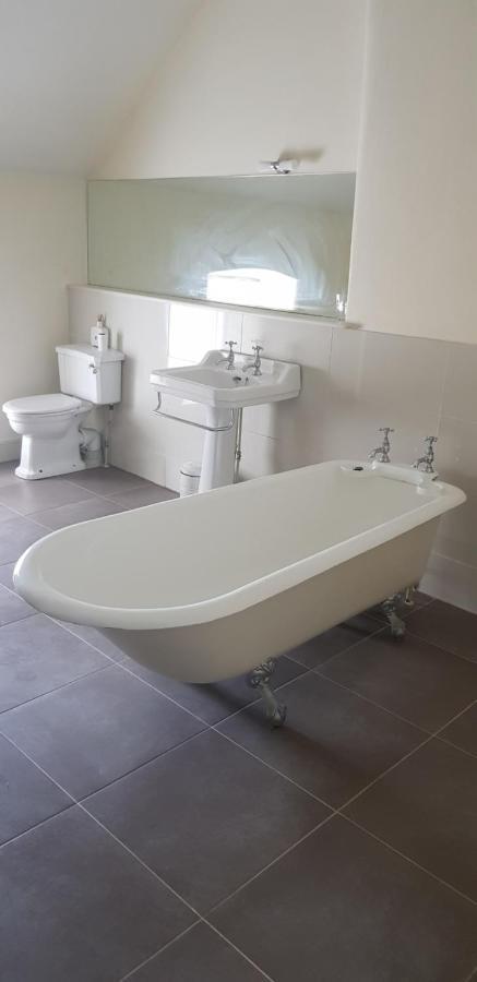 2 Bed Courtyard Apartment At Rockfield House Kells In Meath - Short Term Let 외부 사진