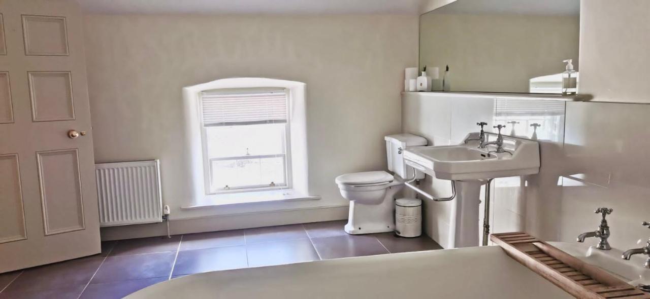 2 Bed Courtyard Apartment At Rockfield House Kells In Meath - Short Term Let 외부 사진